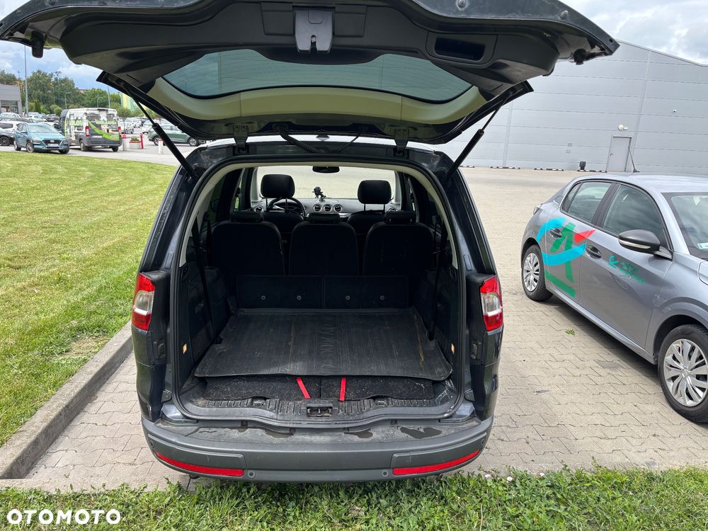 Ford Galaxy 2.3 Ghia - 11