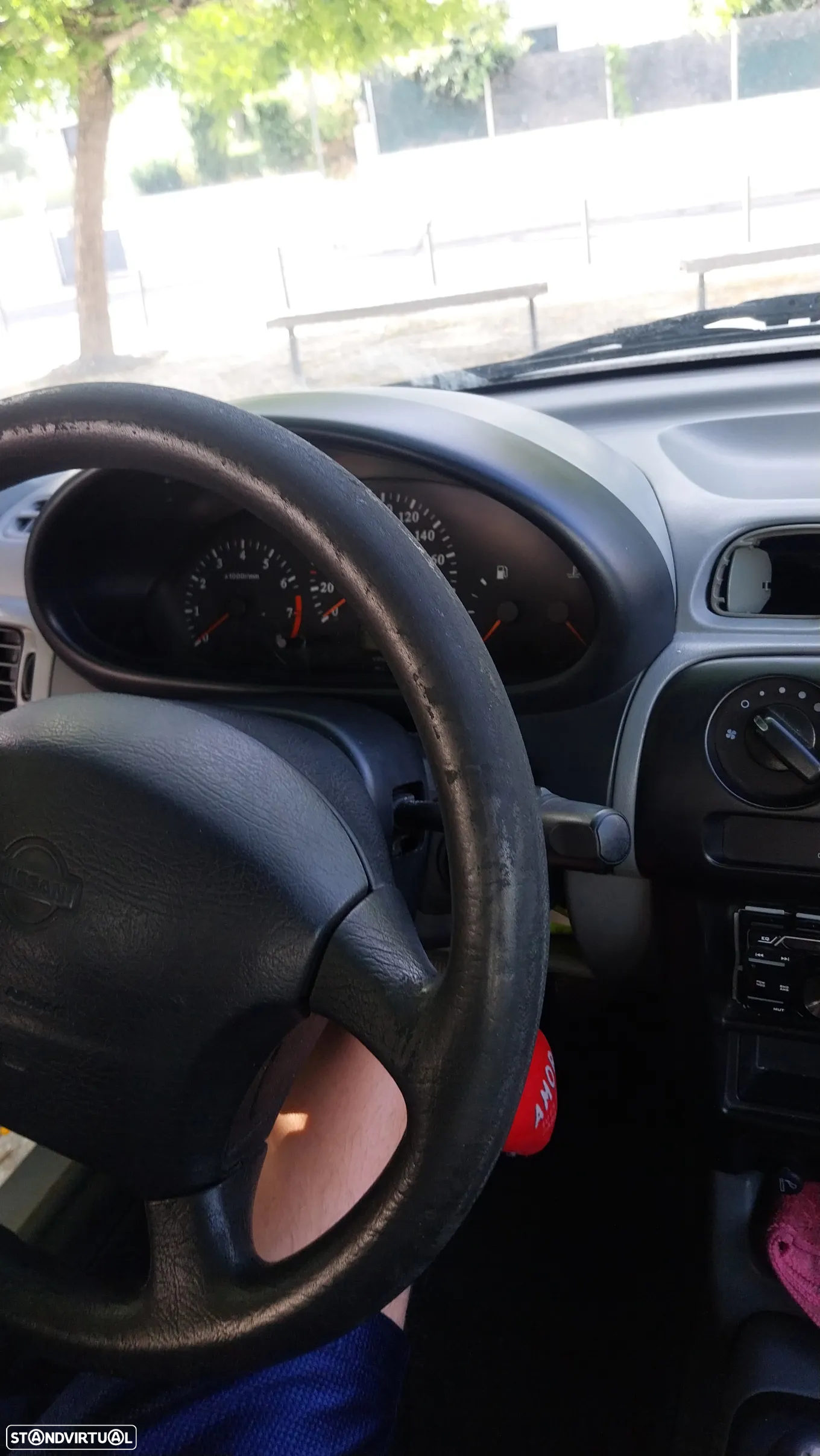 Nissan Micra 1.0 LX - 5