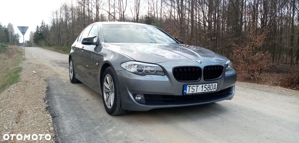 BMW Seria 5 525d xDrive Sport-Aut - 26