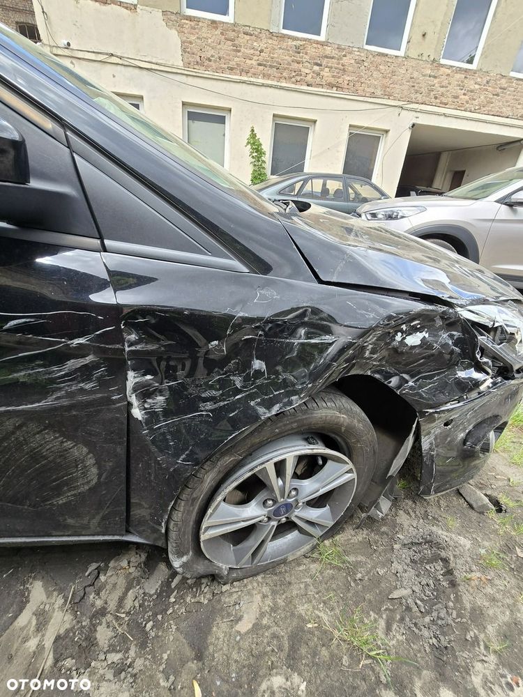Ford Focus - 13