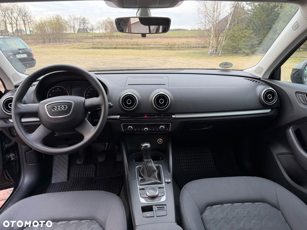 Audi A3 Sportback 1.6 TDI - 7