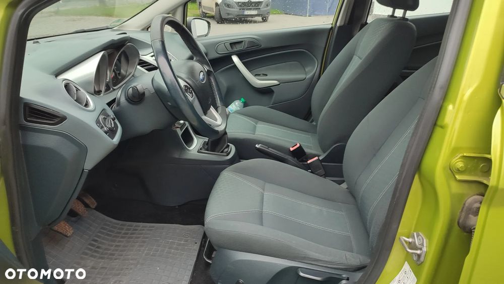 Ford Fiesta 1.25 Titanium - 26