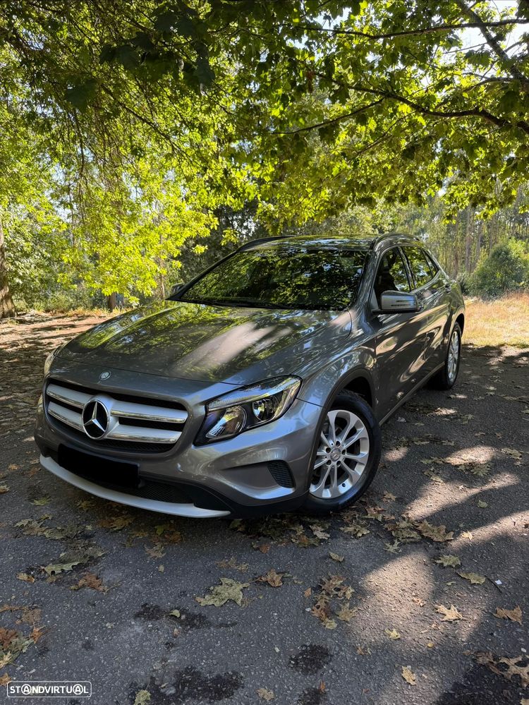 Mercedes-Benz GLA 180 (CDI) d 7G-DCT Urban - 7
