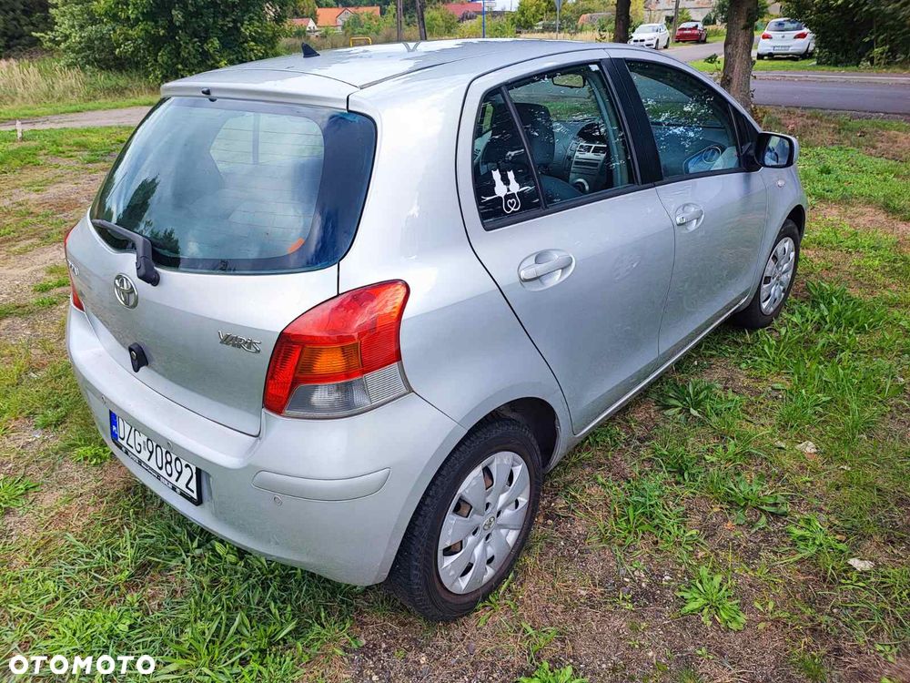Toyota Yaris 1.33 Sol - 5