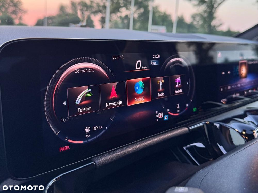 Mercedes-Benz GLA 250 8G-DCT AMG Line - 15