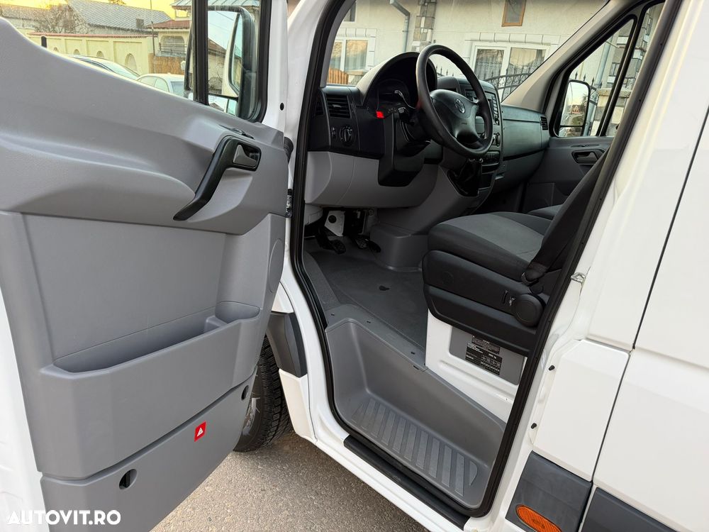 Volkswagen Crafter - 9