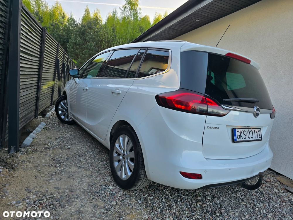 Opel Zafira - 11