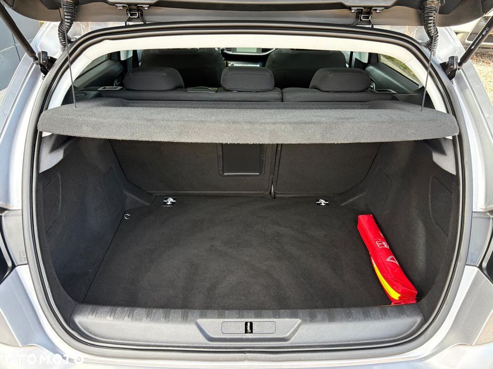 Peugeot 308 1.6 e-HDi Active S&S - 12