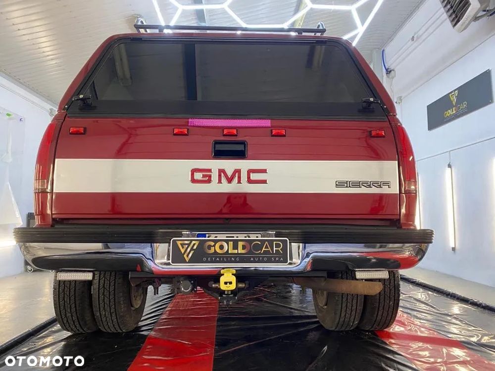 GMC Sierra - 4