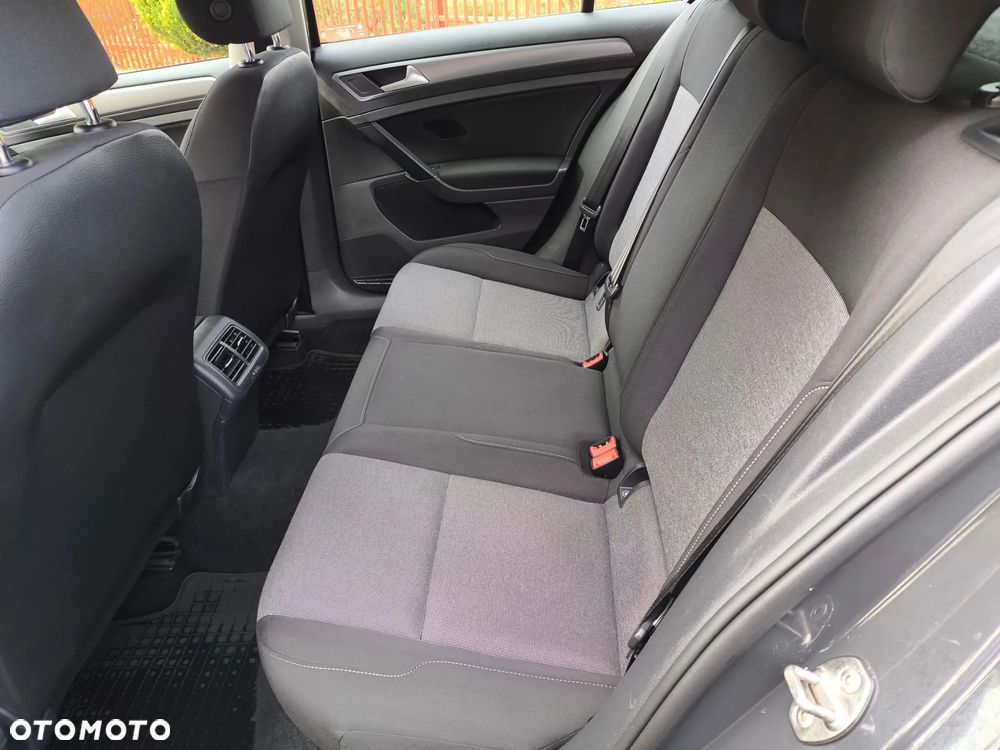 Volkswagen Golf VII 1.6 TDI BMT Start - 22