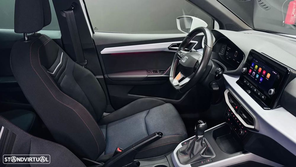 SEAT Arona 1.0 TSI FR - 27