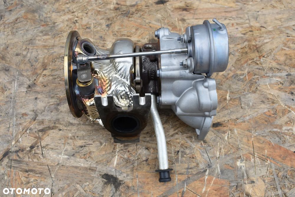 TURBOSPRĘŻARKA AUDI A4 A5 06M145702T - 1