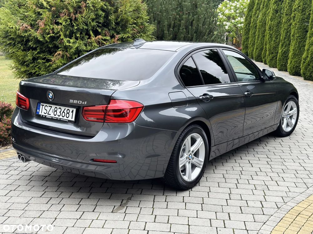 BMW Seria 3 320d - 5