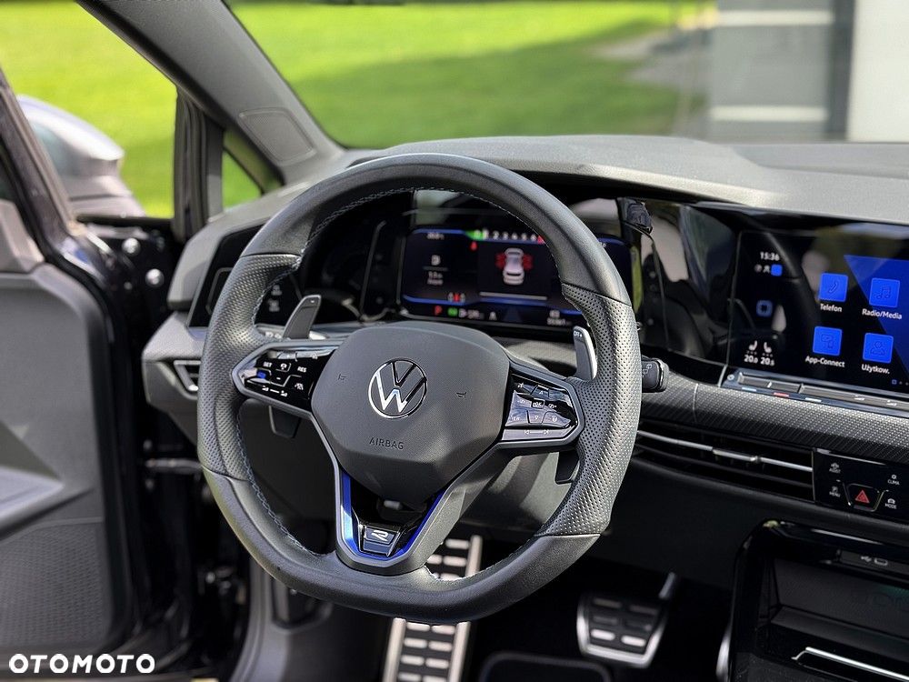 Volkswagen Golf 2.0 TSI 4Motion R DSG - 24
