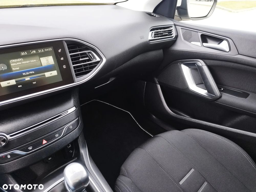 Peugeot 308 1.6 Premium - 39