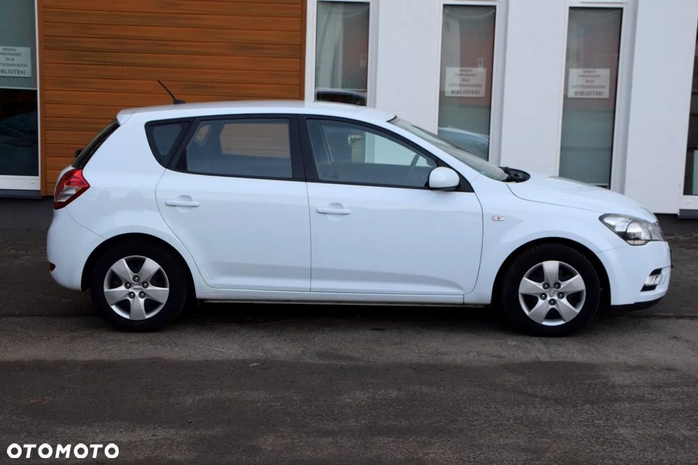 Kia Ceed 1.4 Comfort - 8