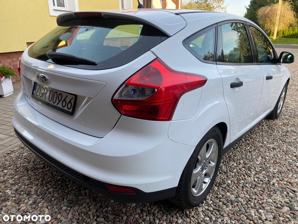 Ford Focus 1.6 TDCi Ambiente - 6