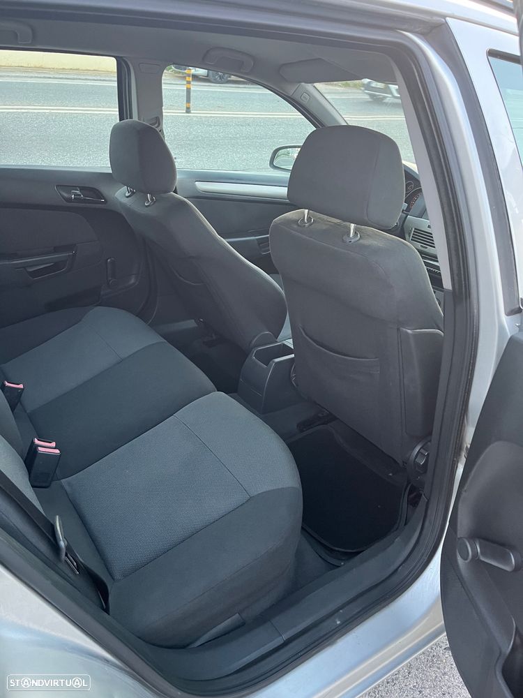 Opel Astra 1.3 CDTi Enjoy - 10