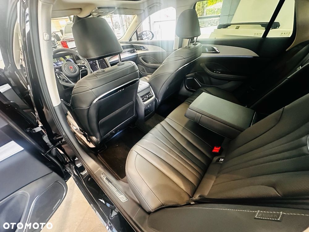 Hongqi H5 2.0T Deluxe - 11
