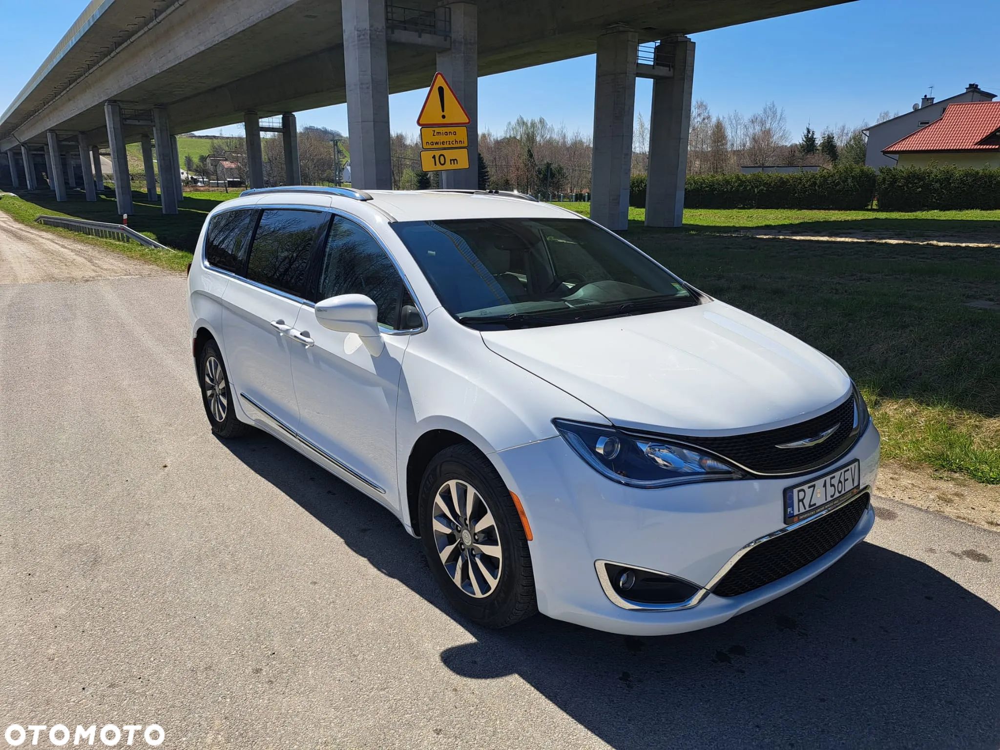 Chrysler Pacifica - 1