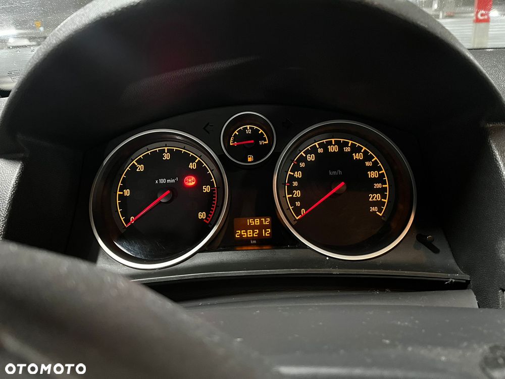 Opel Astra 1.3 CDTI - 7