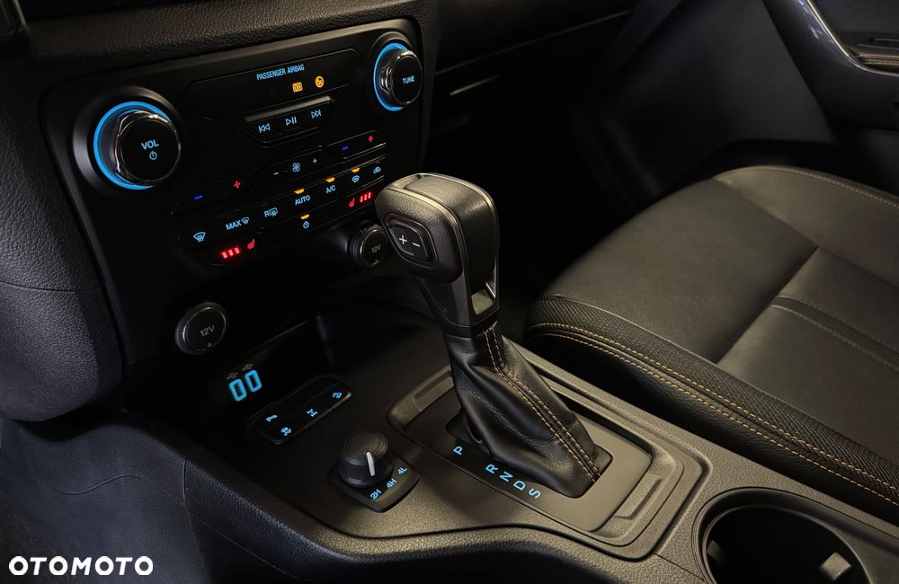 Ford Ranger 2.0 EcoBlue 4x4 DC Wildtrak - 14