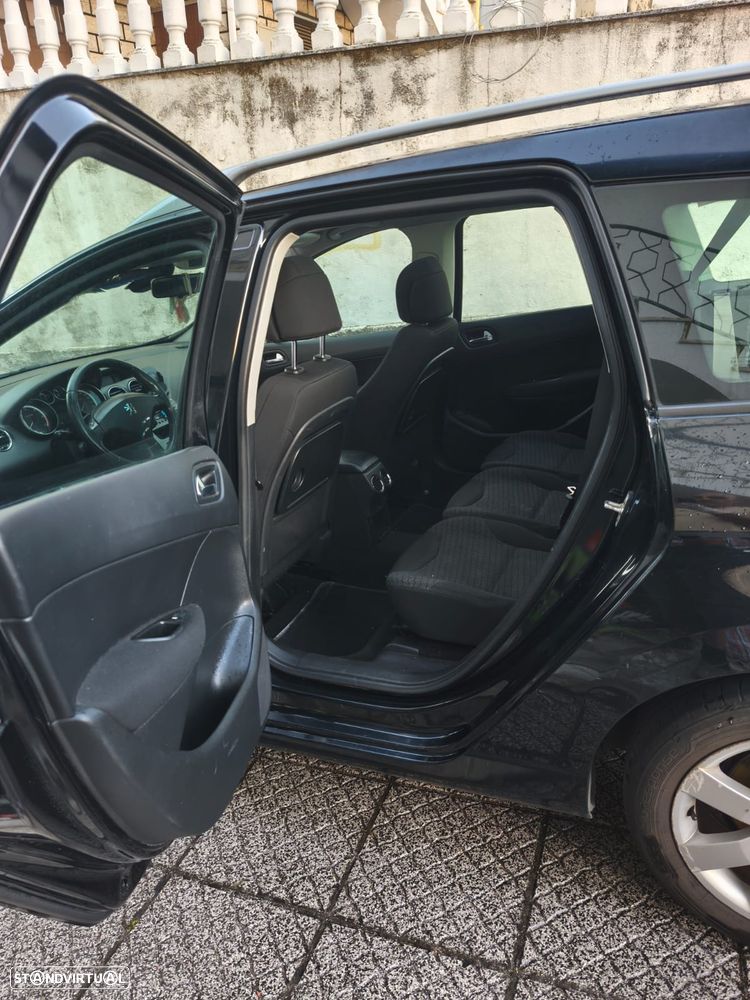 Peugeot 308 - 5