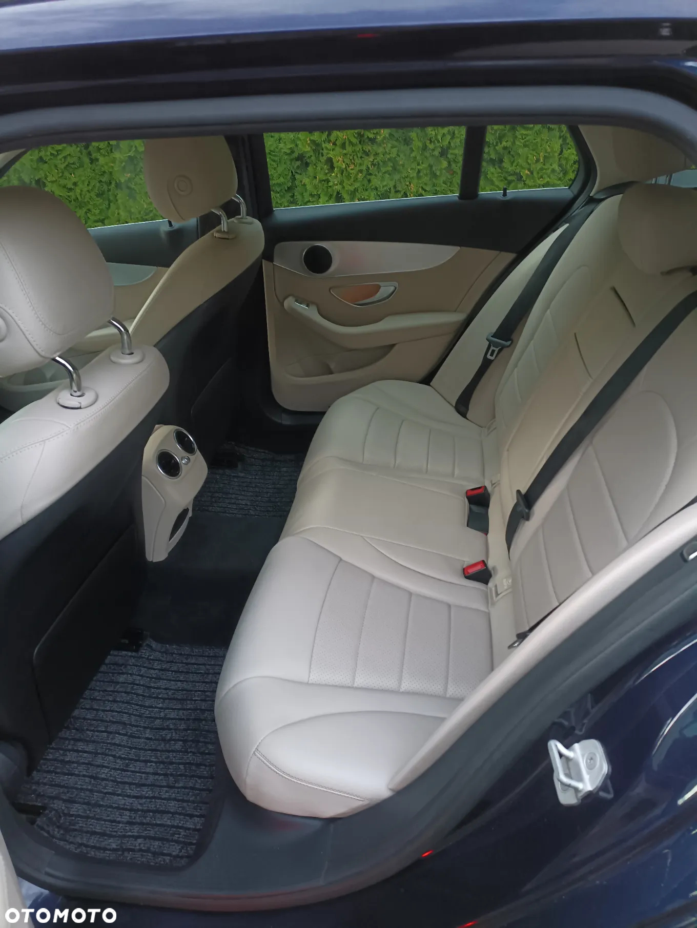 Mercedes-Benz Klasa C 180 (BlueTEC) d T - 10