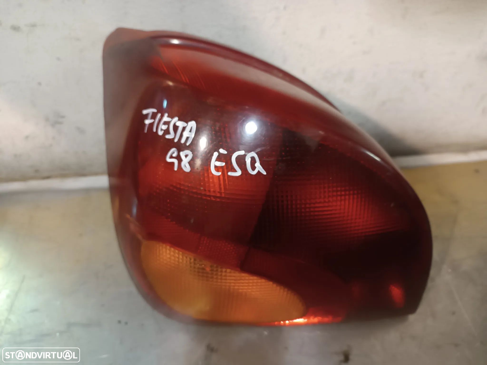 FAROLIM FORD FIESTA 96-02 - ESQUERDO / DIREITO - 1