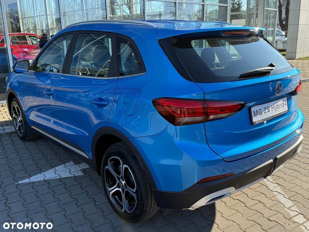 MG ZS Hybrid+ - 8