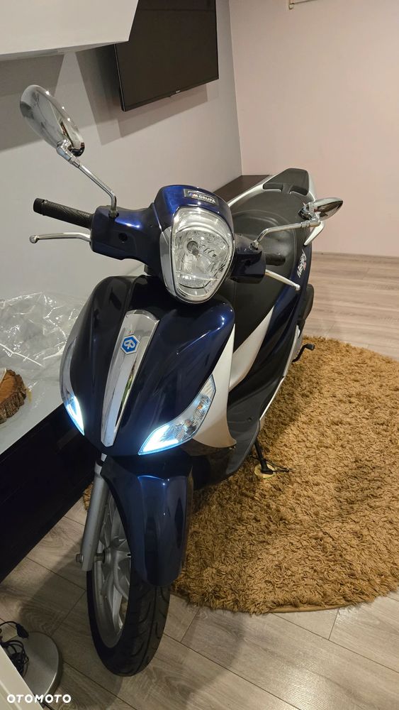 Piaggio Medley - 2