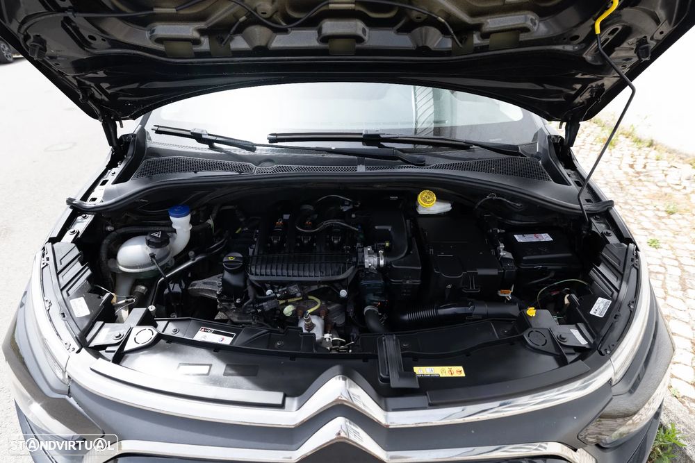 Citroën C3 1.2 PureTech Shine - 17