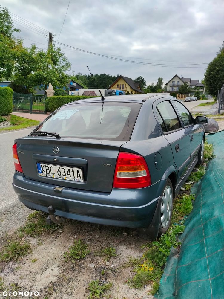 Opel Astra 1.4 Start - 2