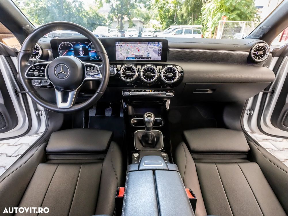 Mercedes-Benz CLA 180 Progressive - 17