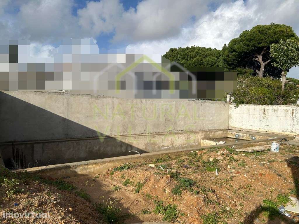Moradia de Luxo T4 com Piscina e Garagem Chave na Mão - Grande imagem: 4/6