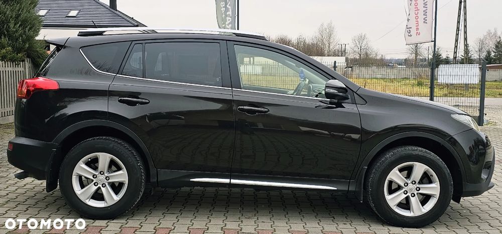 Toyota RAV4 2.2 D-CAT Premium - 12