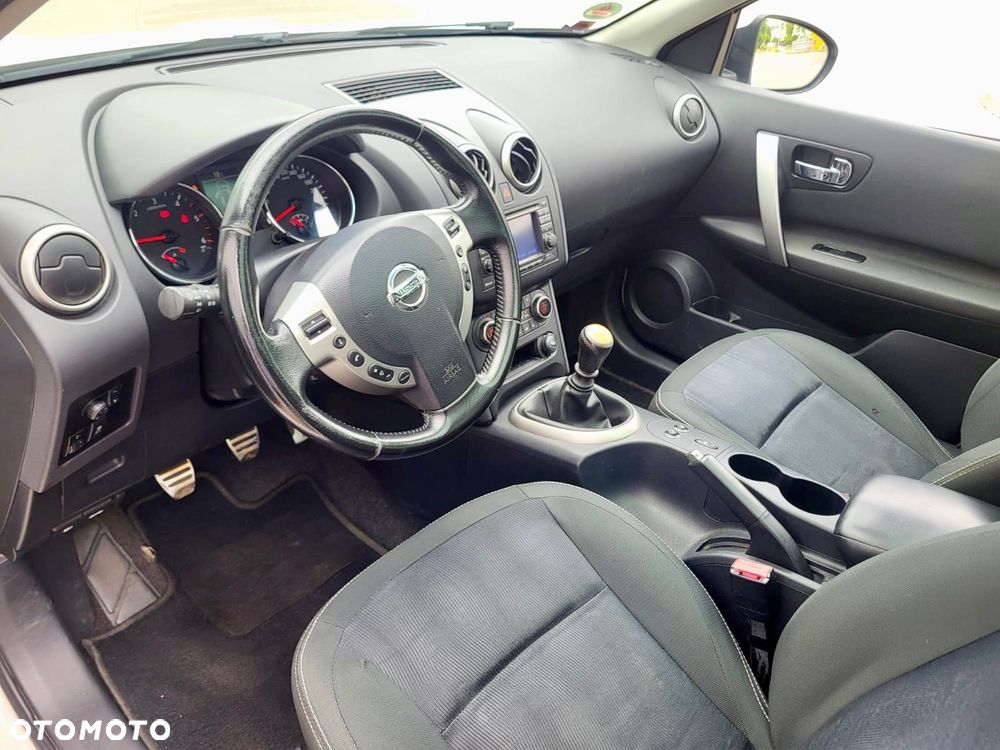 Nissan Qashqai+2 2.0 dCi DPF tekna - 14