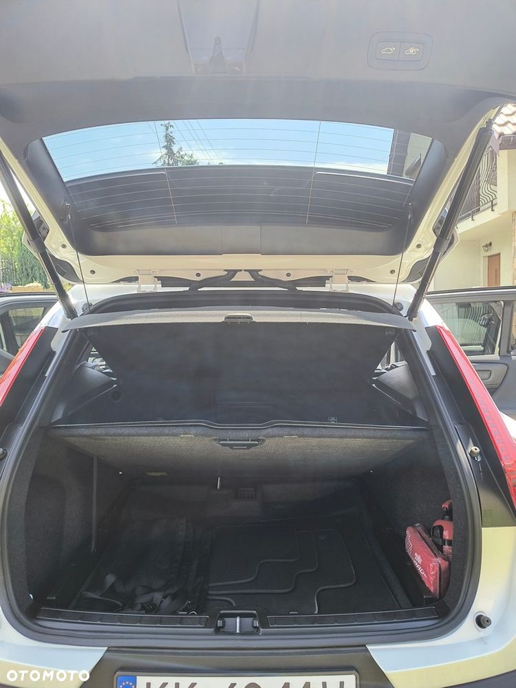 Volvo XC 40 B5 B AWD Geartronic RDesign - 29