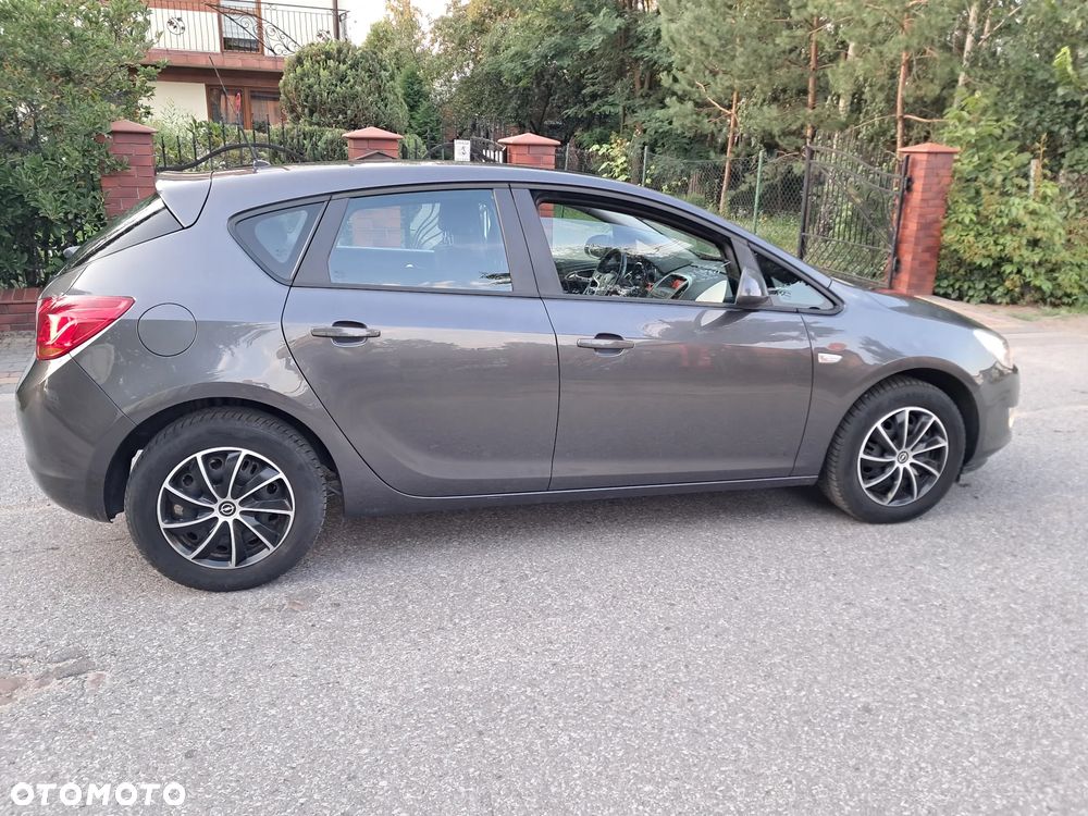 Opel Astra 1.6 Edition - 4