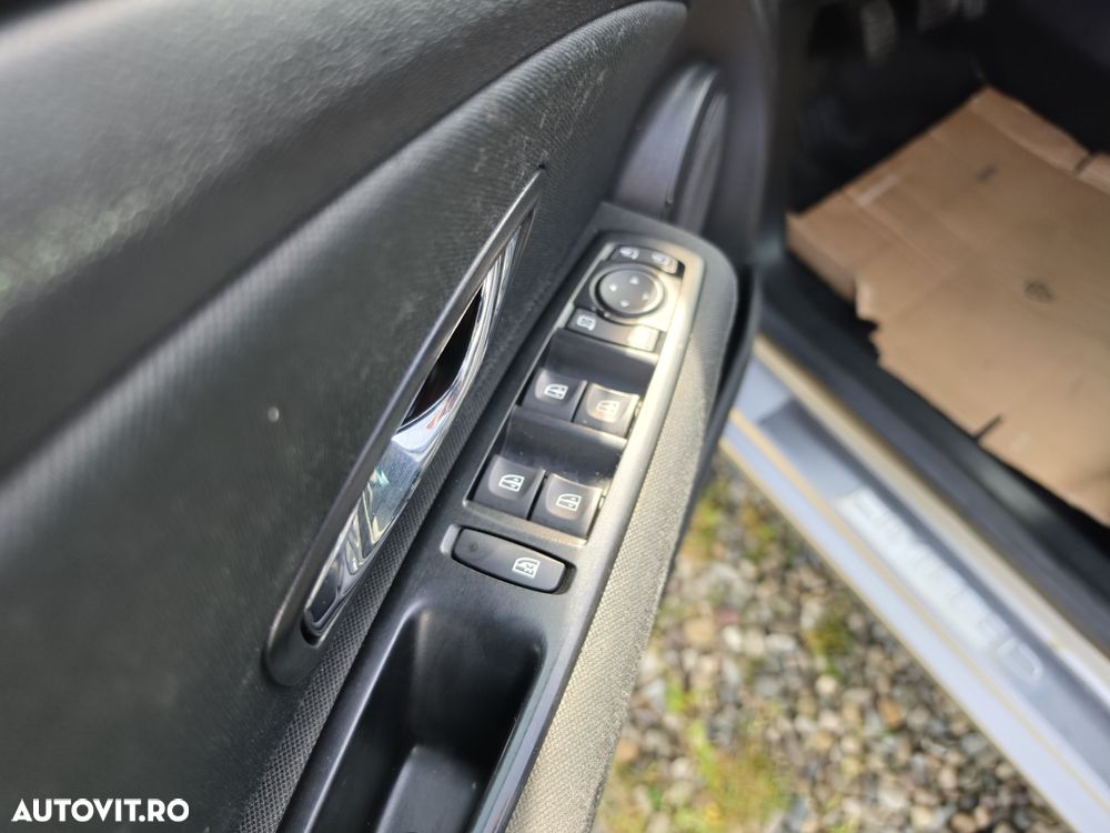 Renault Megane ENERGY dCi 110 ECO2 BUSINESS - 11