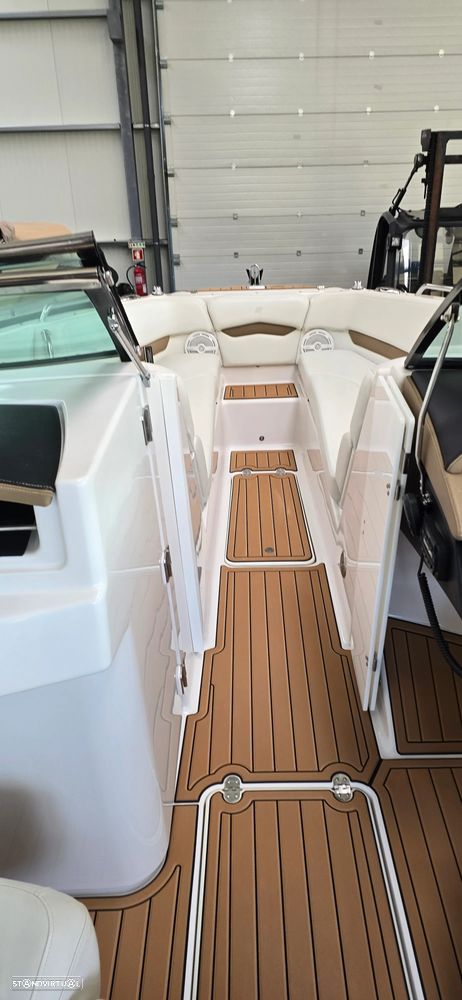 Four Winns H260 - 16