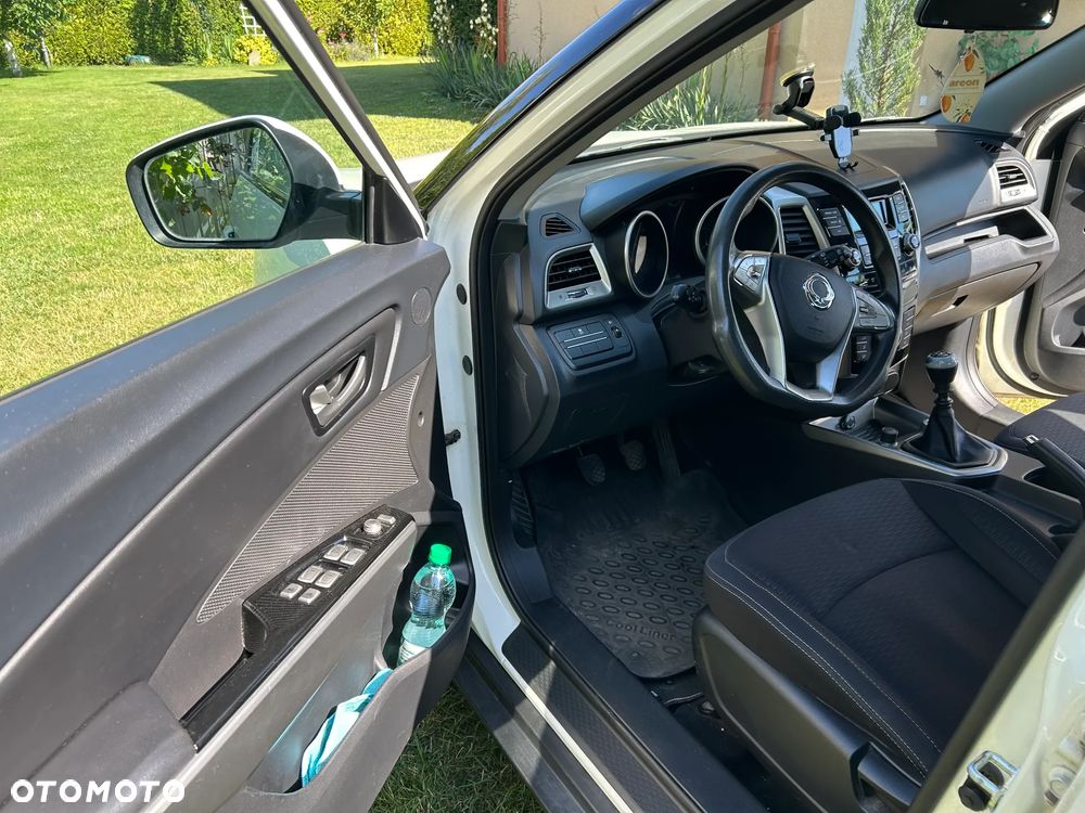 SsangYong/KGM Tivoli 1.6 Crystal - 9