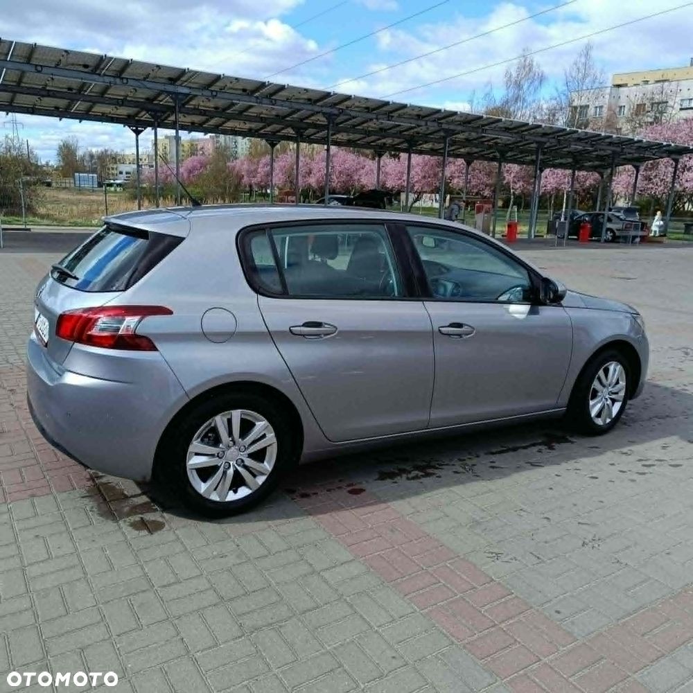 Peugeot 308 - 4
