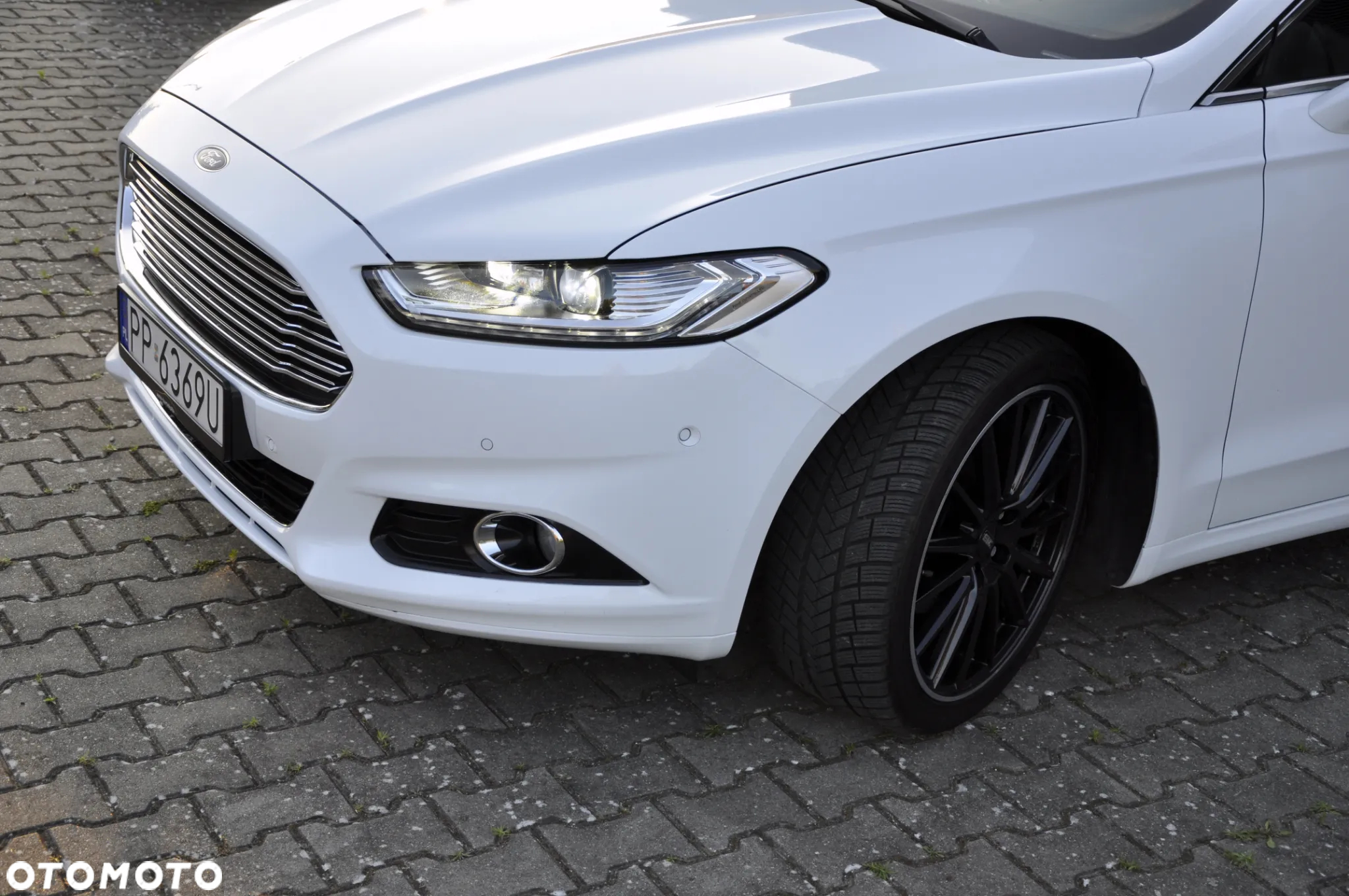 Ford Mondeo Turnier 2.0 TDCi PowerShift-Aut Allrad Titanium - 34