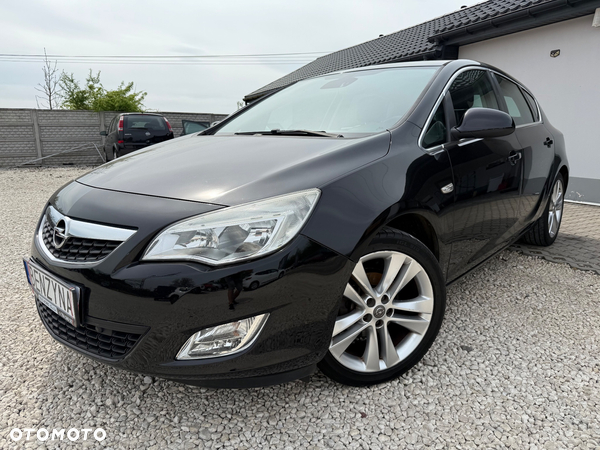 Opel Astra IV 1.4 T Cosmo