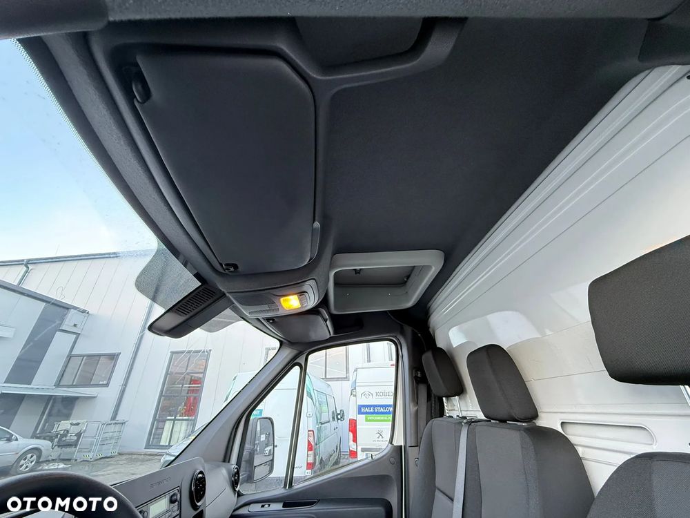 Mercedes-Benz SPRINTER - 9