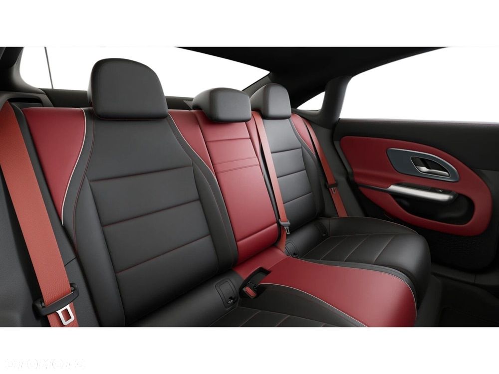 Mercedes-Benz CLA 220 mHEV 4-Matic 8G-DCT - 10