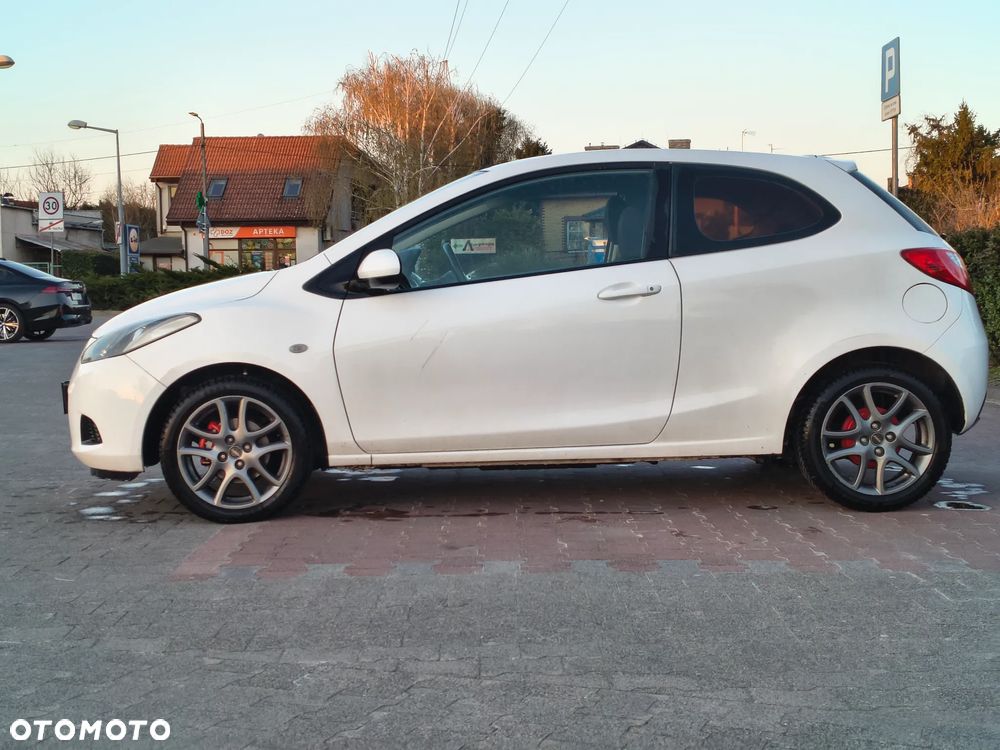 Mazda 2 - 2