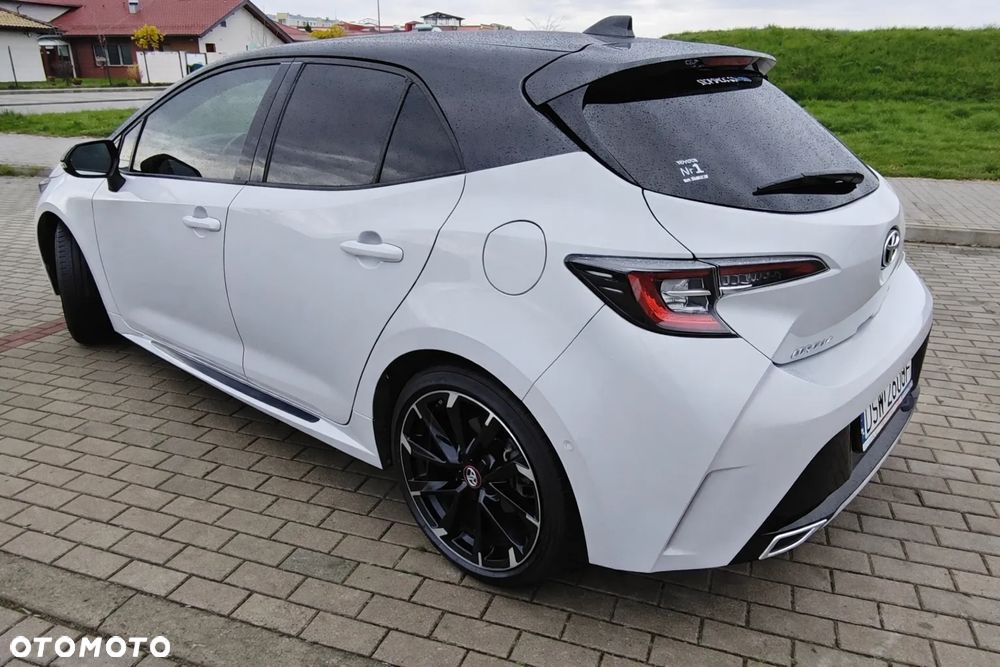 Toyota Corolla 2.0 Hybrid GR Sport - 3