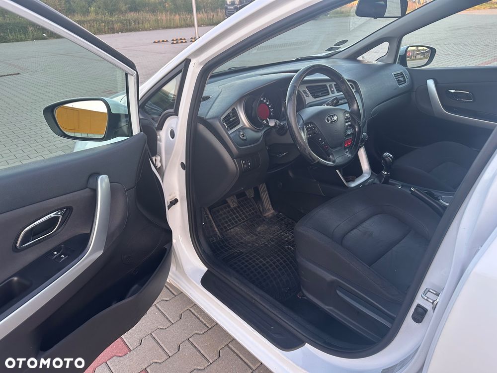 Kia Ceed 1.6 CRDi M - 8